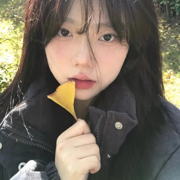 一个新足球